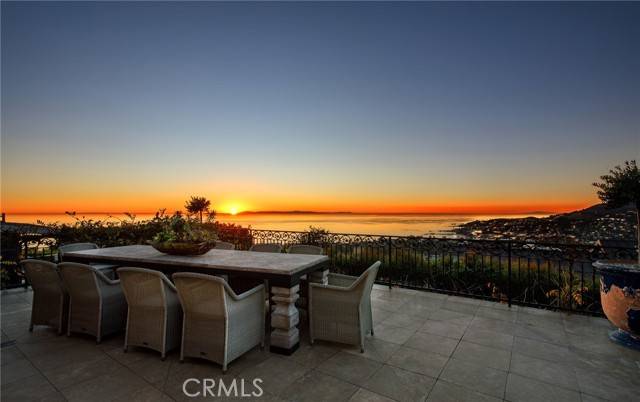 Laguna Beach, CA 92651,1330 Temple Hills Drive