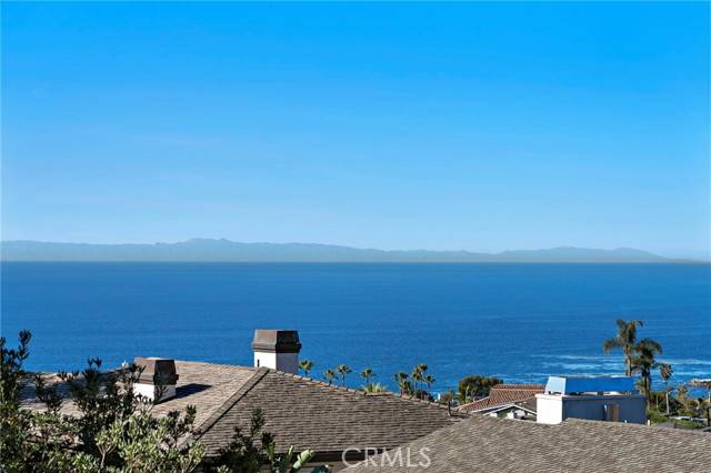 Laguna Beach, CA 92651,530 Temple Hills Drive