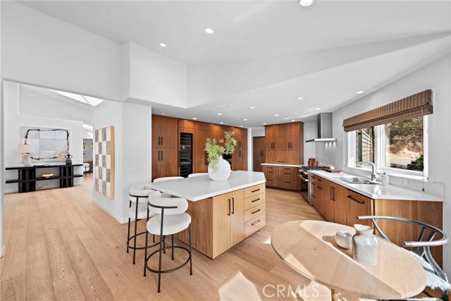 Laguna Beach, CA 92651,2335 Hillview Drive