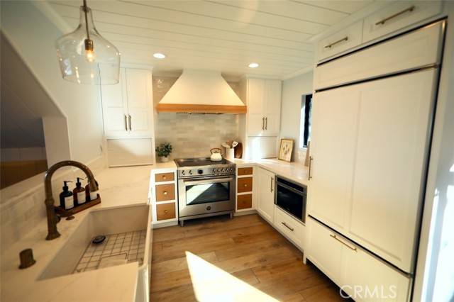 Laguna Beach, CA 92651,22 Blue Lagoon