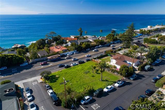 Laguna Beach, CA 92651,31532 Coast