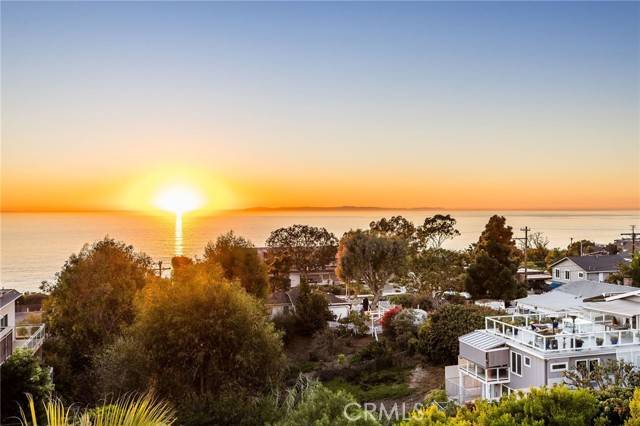 Laguna Beach, CA 92651,31777 5th Avenue