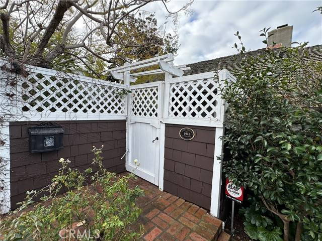 Laguna Beach, CA 92651,1575 Glenneyre Street