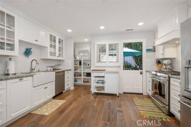 Laguna Beach, CA 92651,31626 Virginia Way