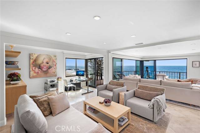 Laguna Beach, CA 92651,31423 South Coast Highway #Penthouse 1