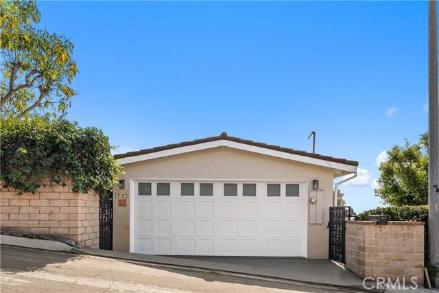 Laguna Beach, CA 92651,535 Mystic Way