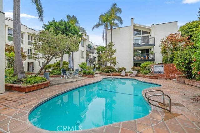 Los Angeles, CA 90024,1340 S Beverly Glen Boulevard #310