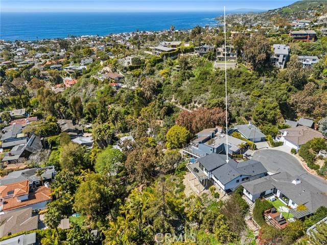 Laguna Beach, CA 92651,990 Meadowlark Drive