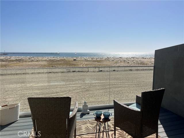 Marina Del Rey, CA 90292,6 Voyage Street #204