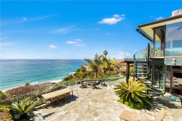 Laguna Beach, CA 92651,32091 Coast Highway