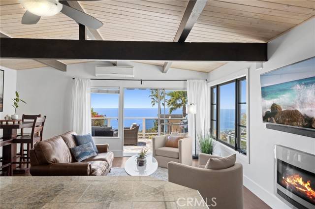 Laguna Beach, CA 92651,1029 Katella
