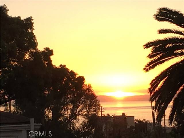 Laguna Beach, CA 92651,460 Saint Anns Drive