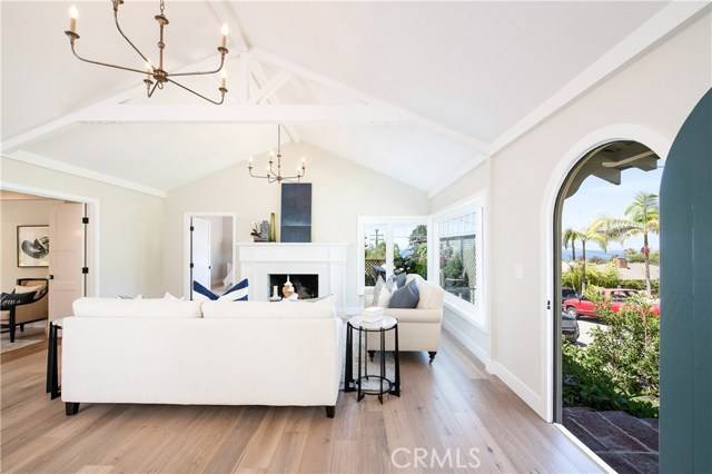 Laguna Beach, CA 92651,567 Flora Street