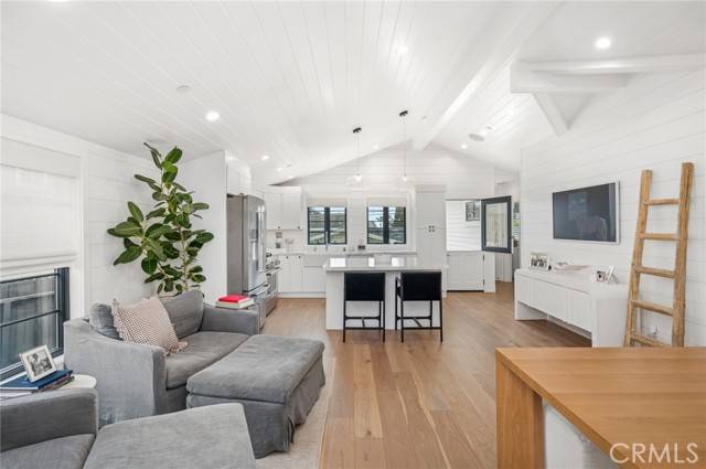 Laguna Beach, CA 92651,323 Magnolia Drive