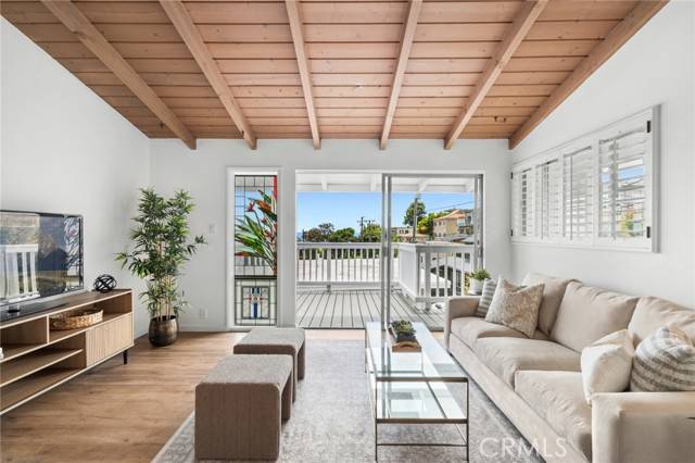 Laguna Beach, CA 92651,135 High Drive