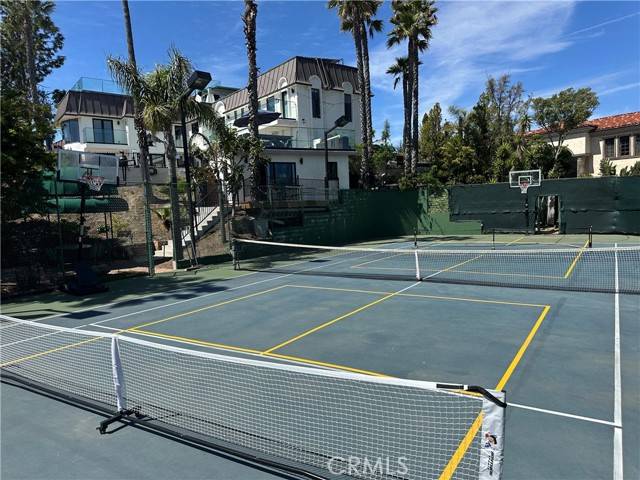 Los Angeles, CA 90046,7930 Vulcan Drive
