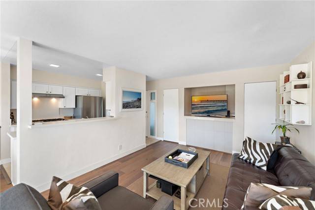 Laguna Beach, CA 92651,21703 Ocean Vista Drive #102