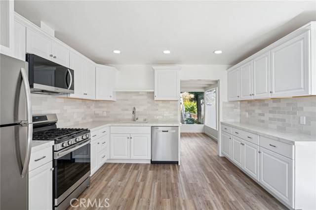 Laguna Beach, CA 92651,295 Wave Street