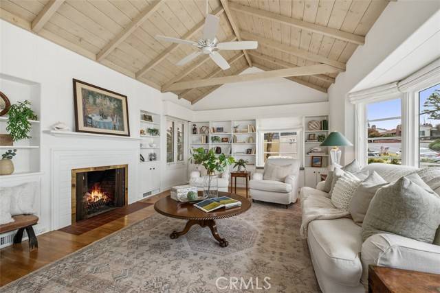 Laguna Beach, CA 92651,27 S La Senda Drive