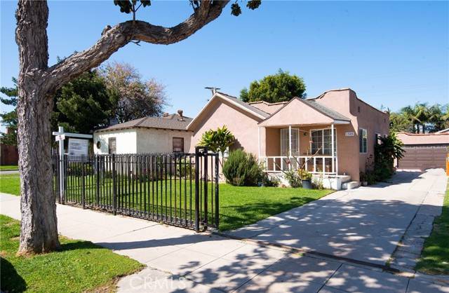 Compton, CA 90221,1505 N Pearl Avenue