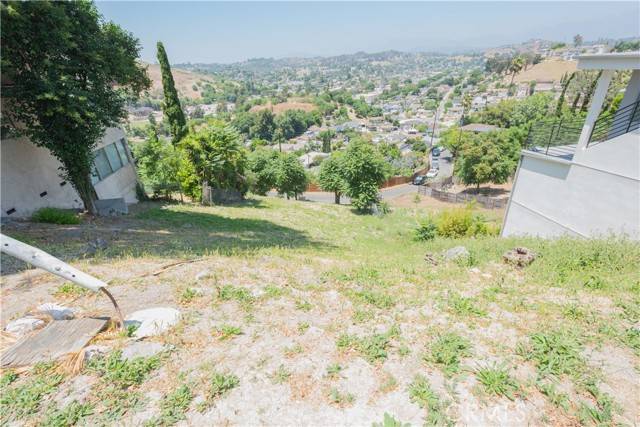 El Sereno, CA 90032,5011 La Calandria