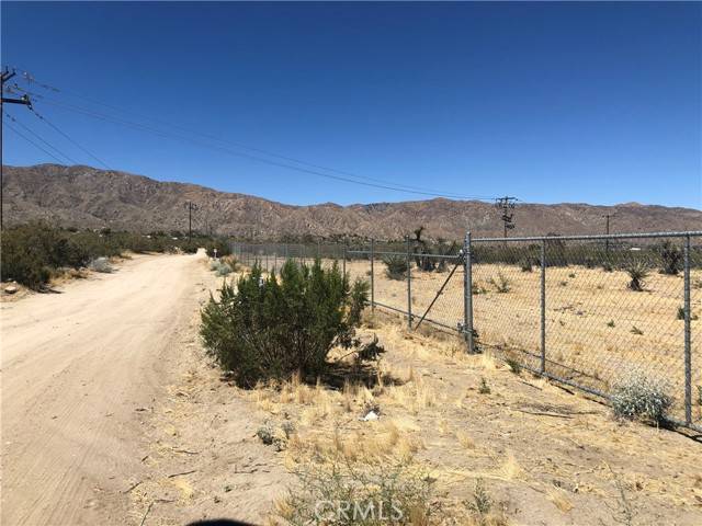 Morongo Valley, CA 92256,9825 Fobes