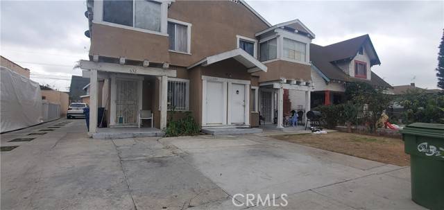 Los Angeles, CA 90037,632 W 41st Place