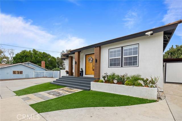 Sylmar, CA 91342,10635 Foothill Boulevard