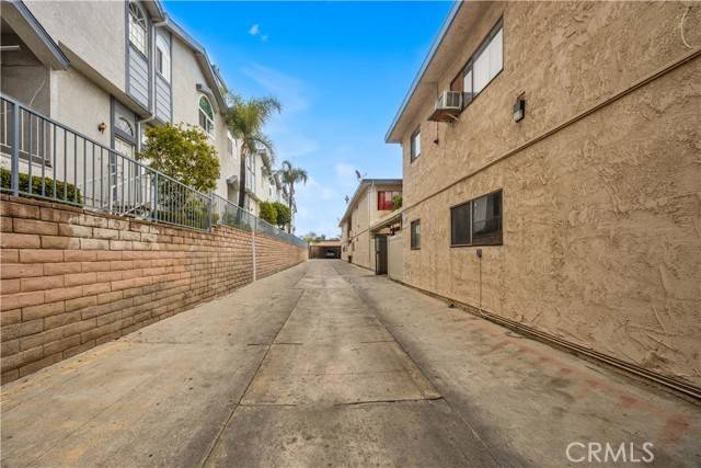 Panorama City, CA 91402,9054 Willis Avenue #21