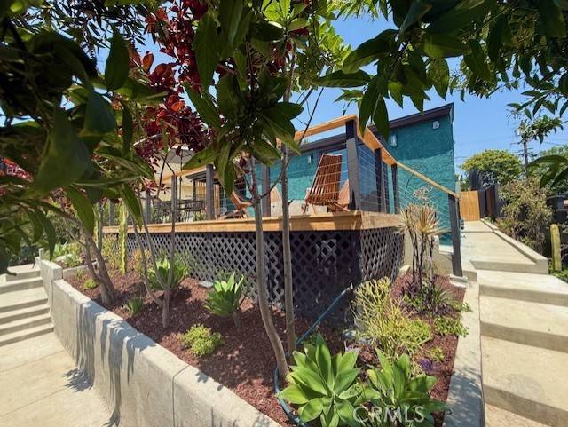 El Sereno, CA 90032,1862 Del Paso Avenue