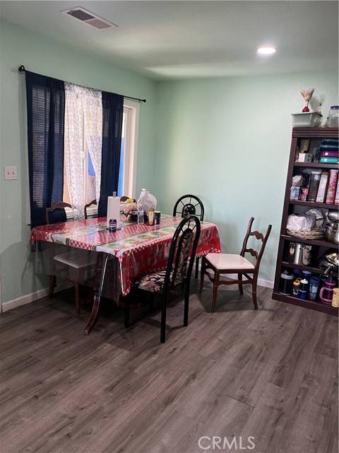 Winton, CA 95388,7114 Myrtle Avenue