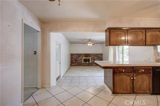 Merced, CA 95340,684 Vallie Court