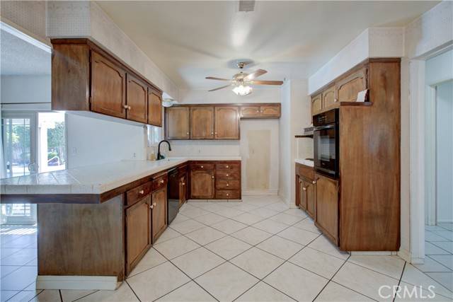 Merced, CA 95340,684 Vallie Court