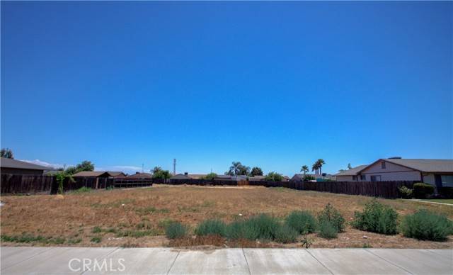 Livingston, CA 95334,612 East