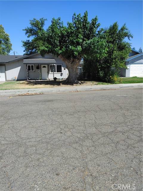 Chowchilla, CA 93610,1412 Lake Avenue