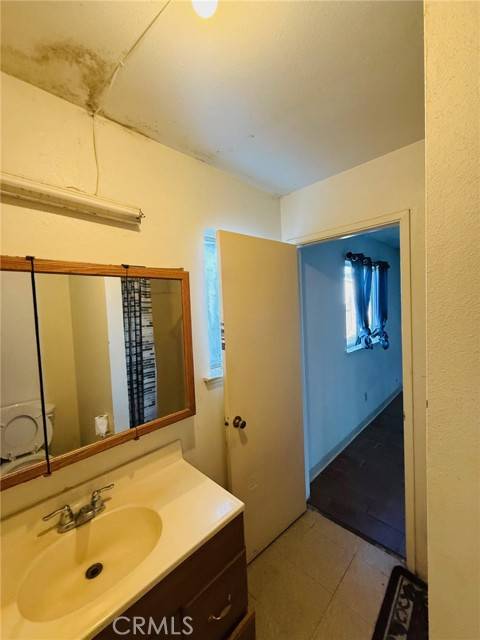 Reedley, CA 93654,250 N Kady Avenue