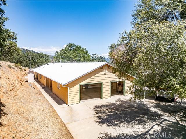 Mariposa, CA 95338,5033 W Whitlock Road