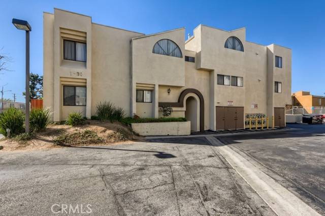 Sylmar, CA 91342,13825 Beaver Street #26