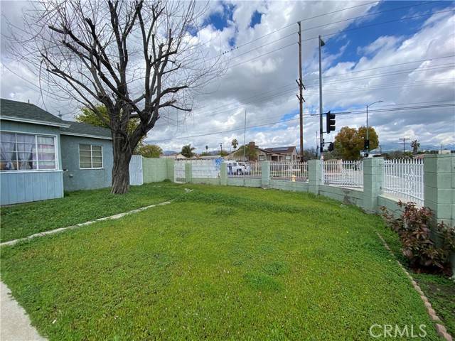 Arleta, CA 91331,12871 Osborne Street