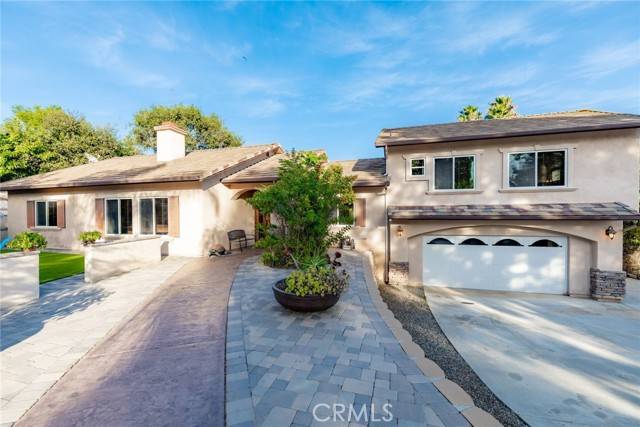 Fallbrook, CA 92028,950 Via Prado