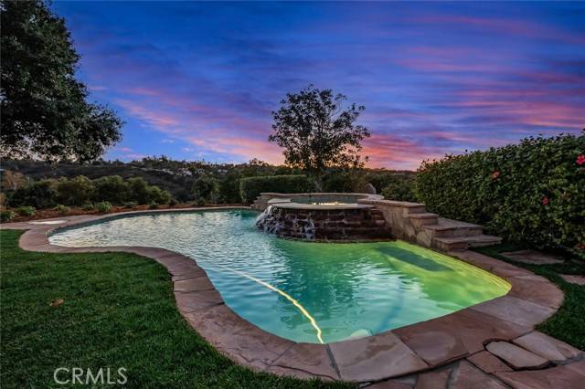 Fallbrook, CA 92028,1041 Willowcreek Lane