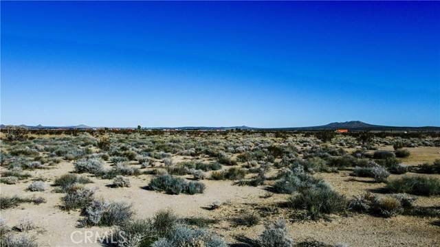 Mojave, CA 93501,0 Fickett