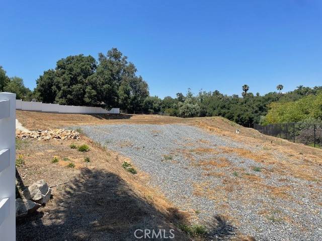 Fallbrook, CA 92028,510 Oak Glade