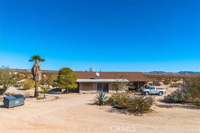 29 Palms, CA 92277,68558 Cleland Road