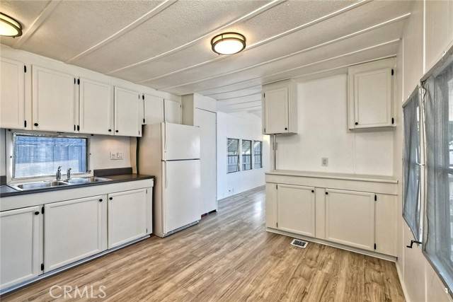 Encinitas, CA 92024,699 N Vulcan #1