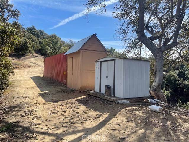 Valley Center, CA 92082,26915 Muutama