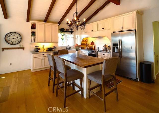 Escondido, CA 92026,28322 Meadow Glen Way