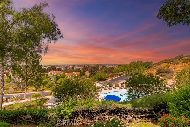 San Diego, CA 92131,11165 Affinity Court #32
