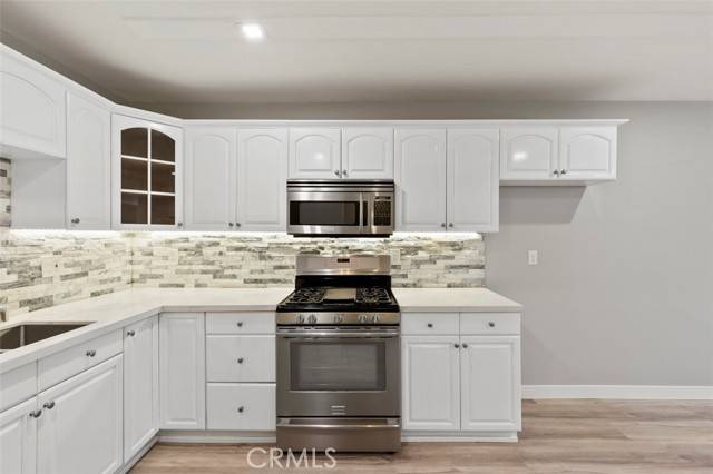 Fallbrook, CA 92028,868 E Alvarado Street #14