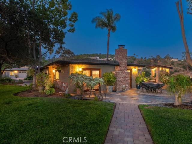 Fallbrook, CA 92028,2923 Canonita Drive